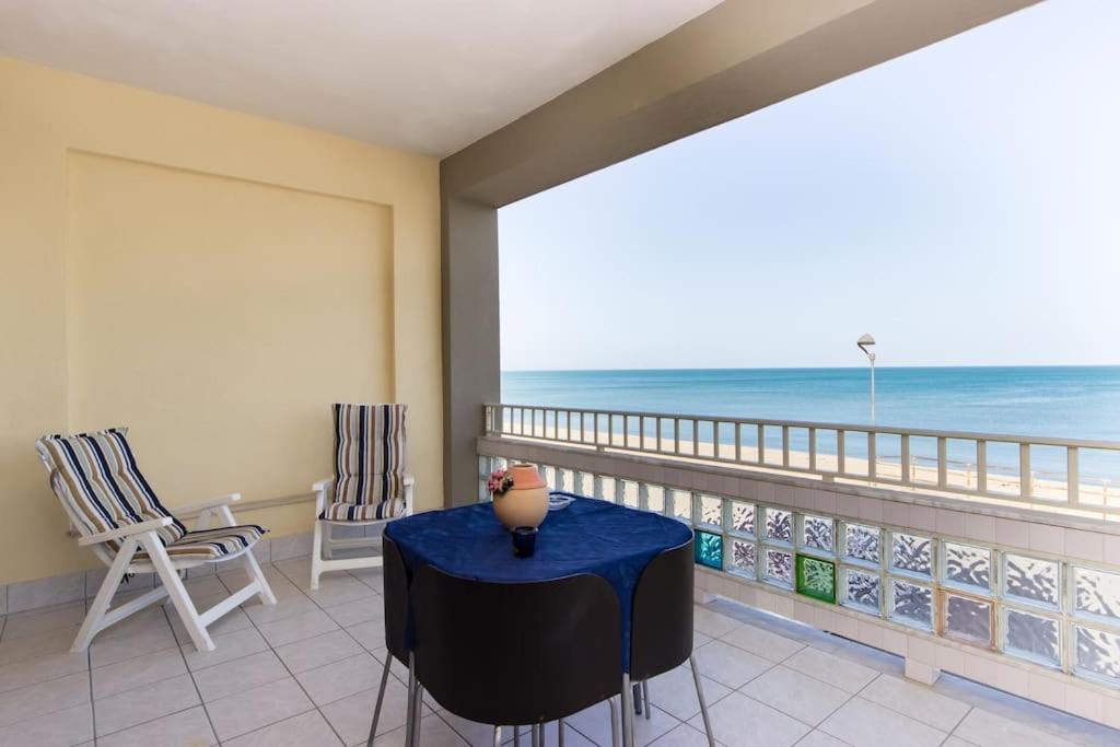 La Casa Sul Mare Villa อันโญเน บันญี ภายนอก รูปภาพ