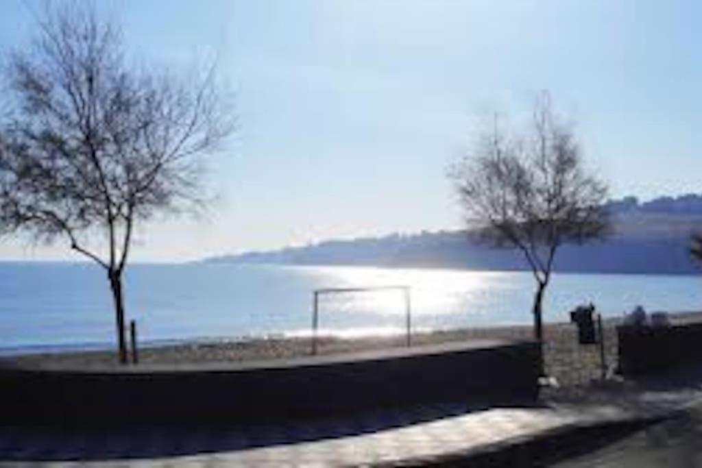 La Casa Sul Mare Villa อันโญเน บันญี ภายนอก รูปภาพ